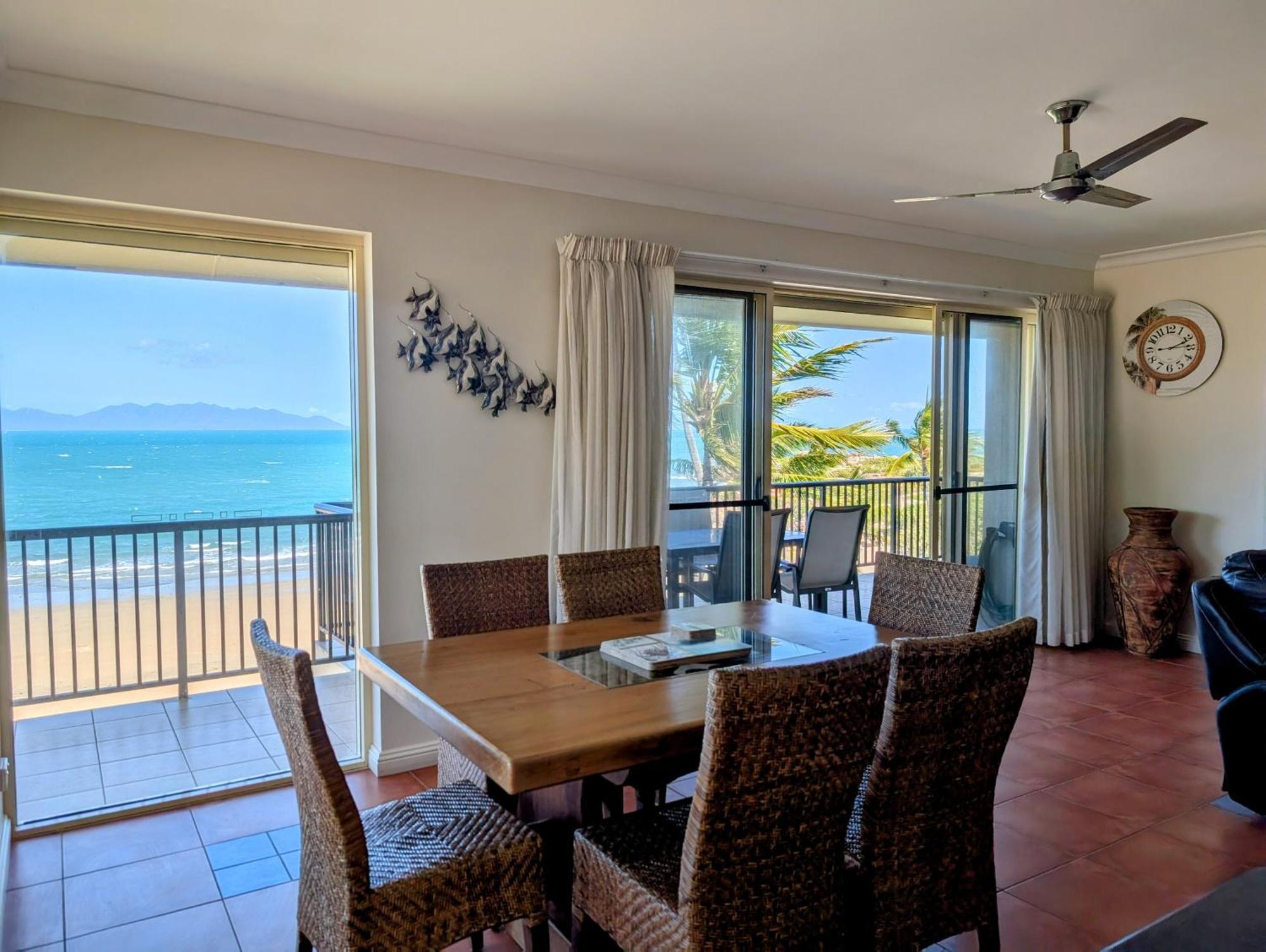 Rose Bay Resort Bowen Exteriör bild
