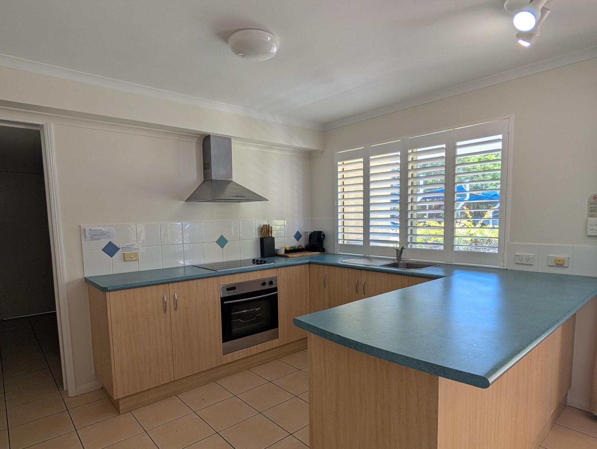 Rose Bay Resort Bowen Exteriör bild