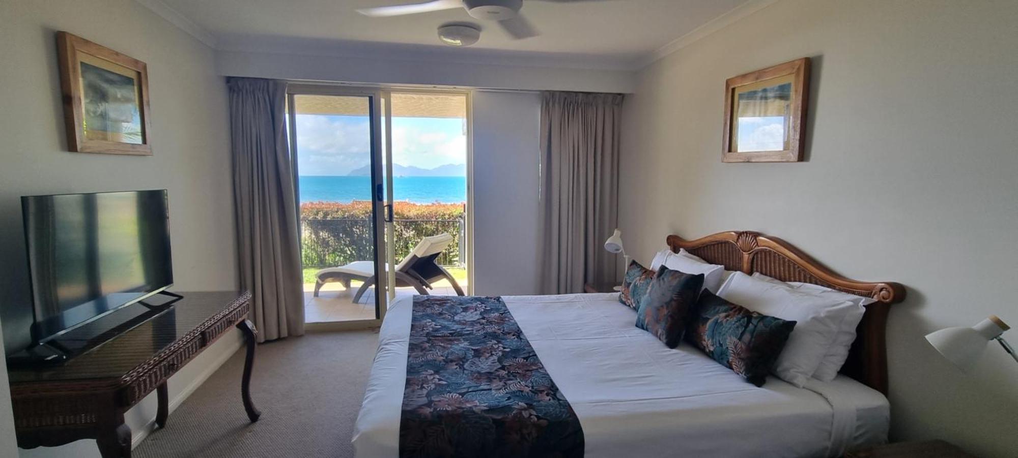 Rose Bay Resort Bowen Exteriör bild