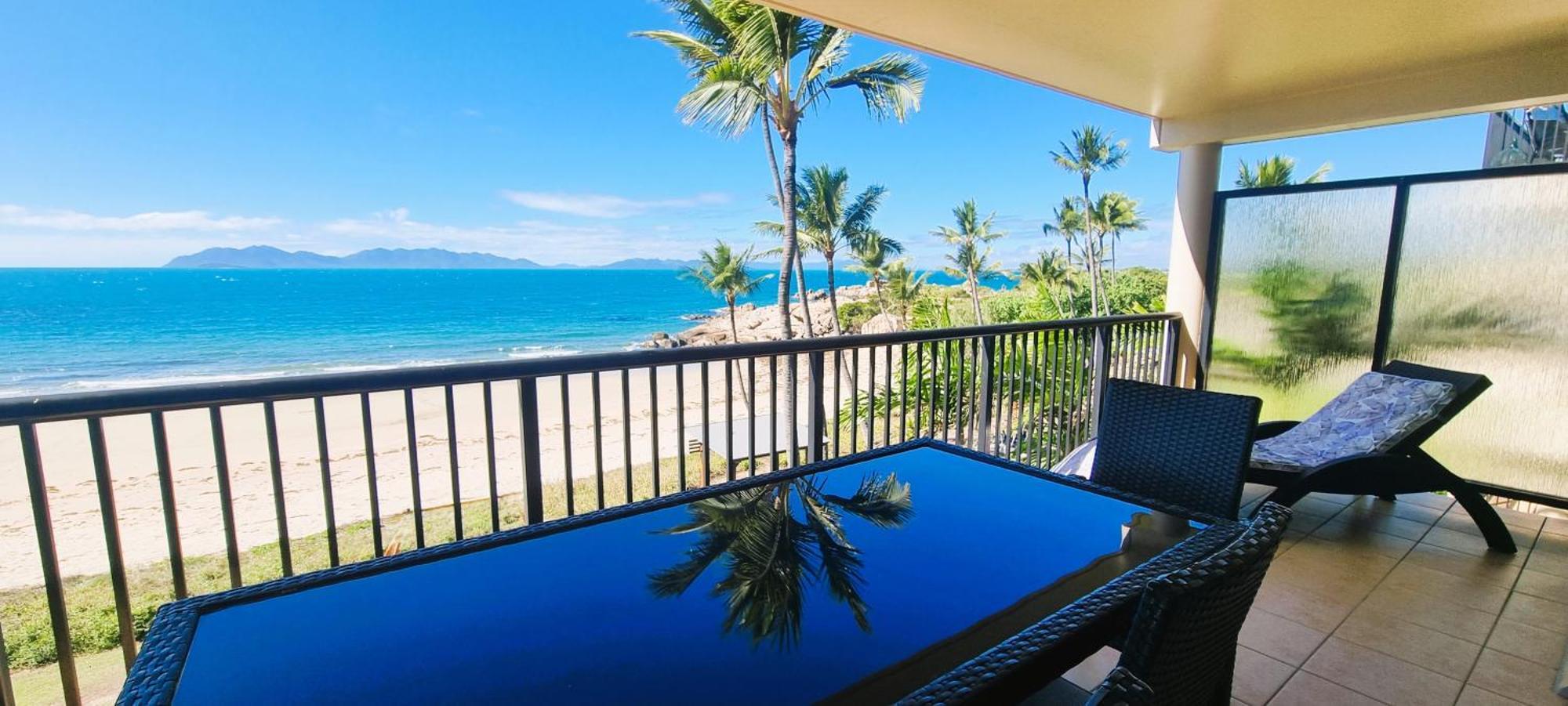 Rose Bay Resort Bowen Exteriör bild