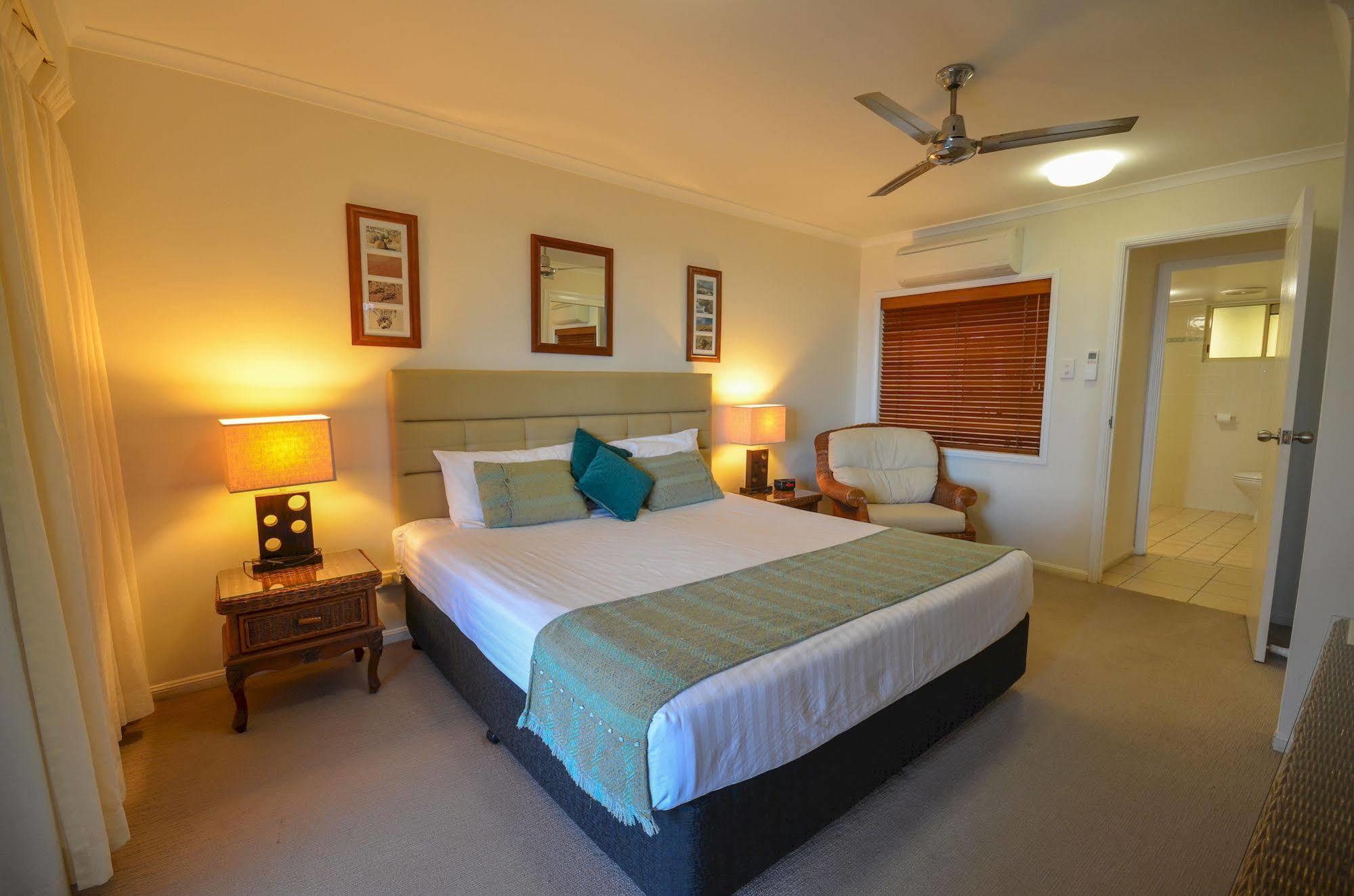 Rose Bay Resort Bowen Exteriör bild