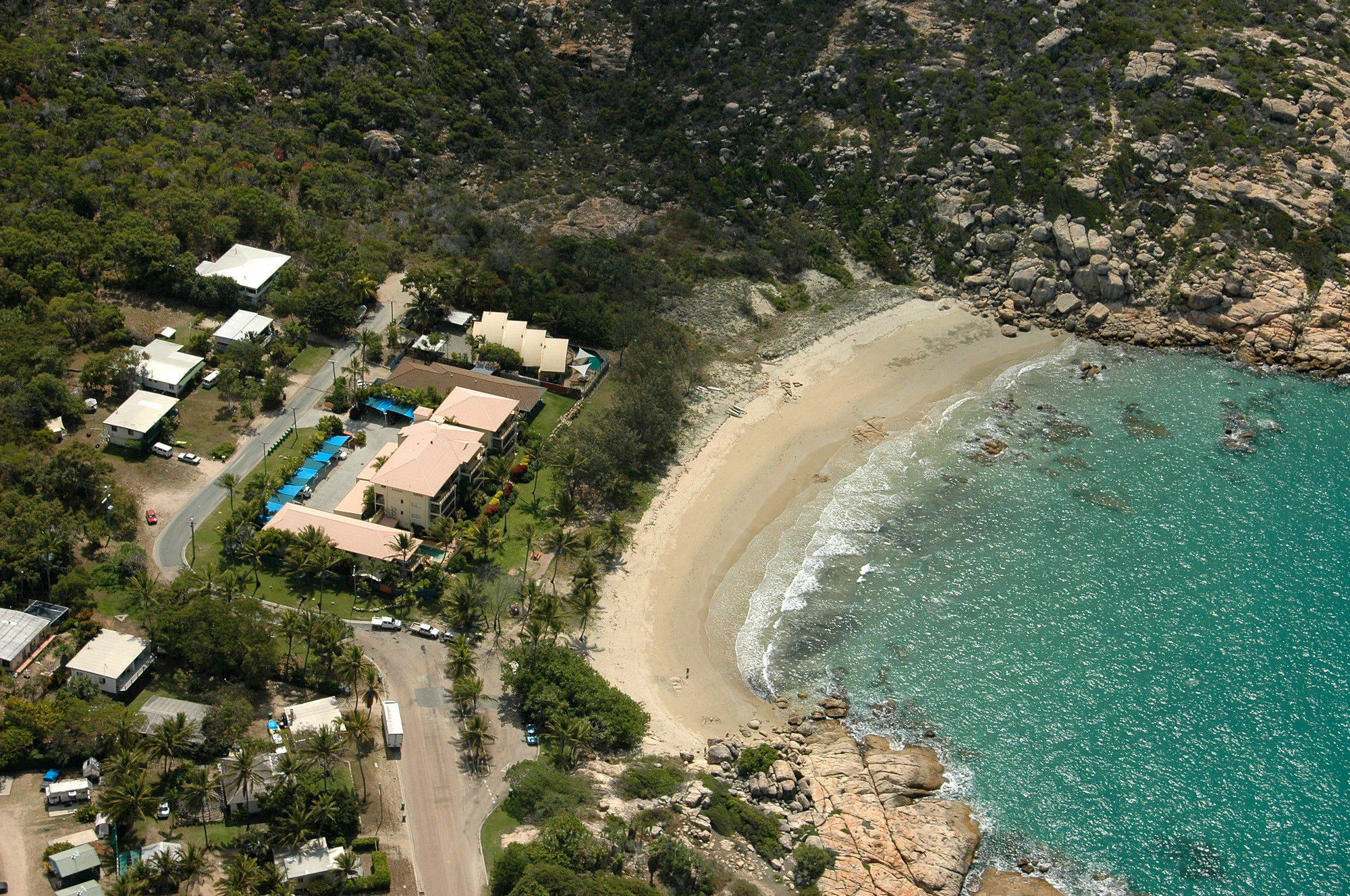 Rose Bay Resort Bowen Exteriör bild